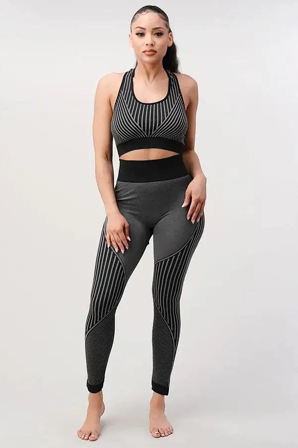 2 Piece Outfits for Women's - Seamless Ribbed Yoga Outfits Sports Bra...